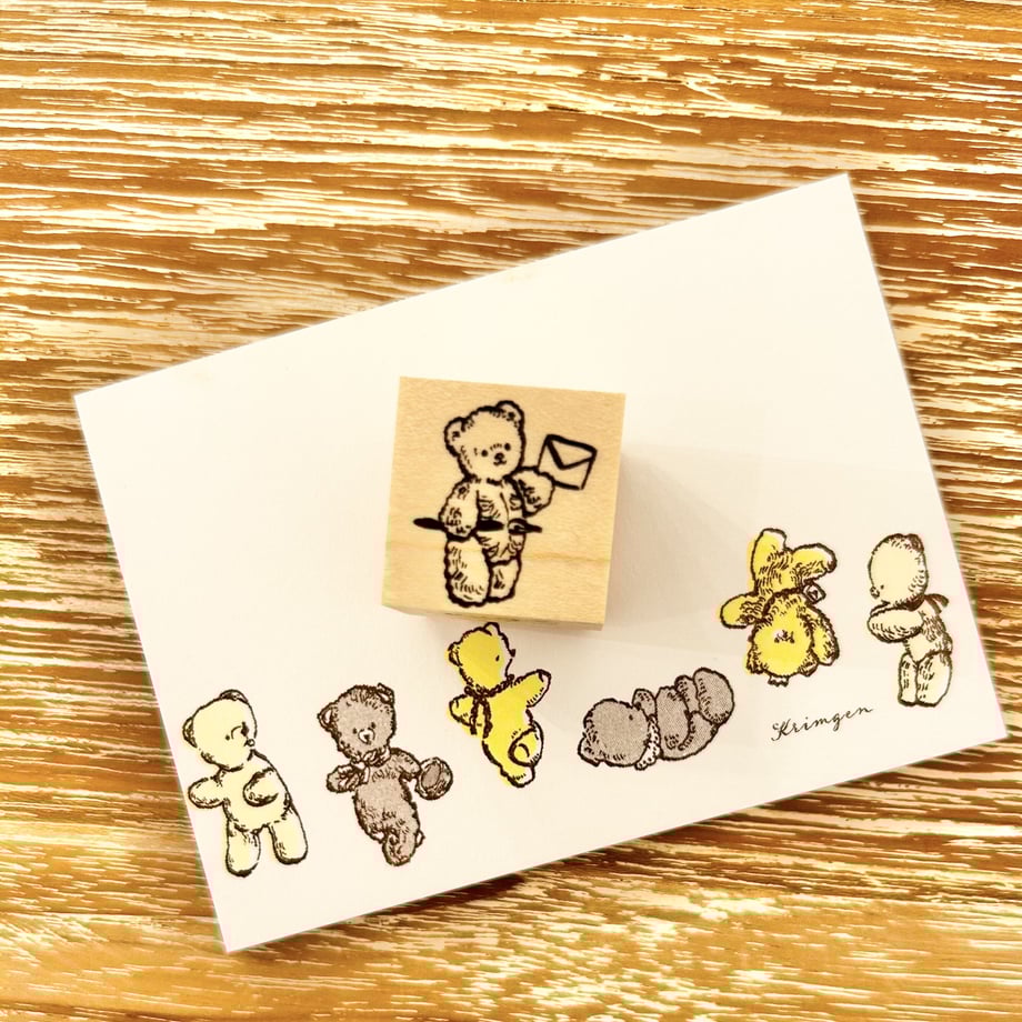 Bear (Letter and Pen) 手紙とペンを持つくま ハンコ - Krimgen Rubber Stamp
