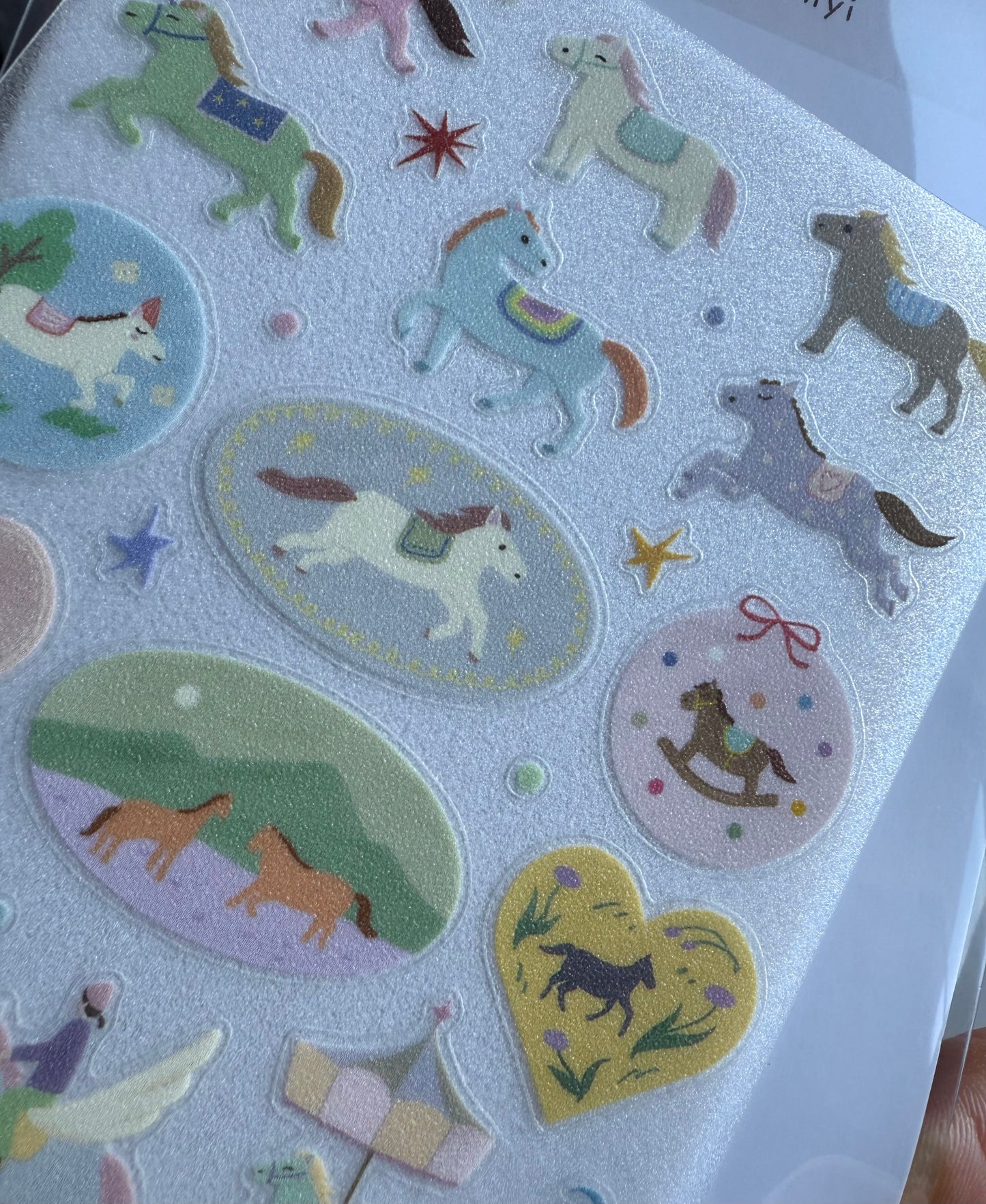 Little horse - sparkly mesh sticker  -  roomemory