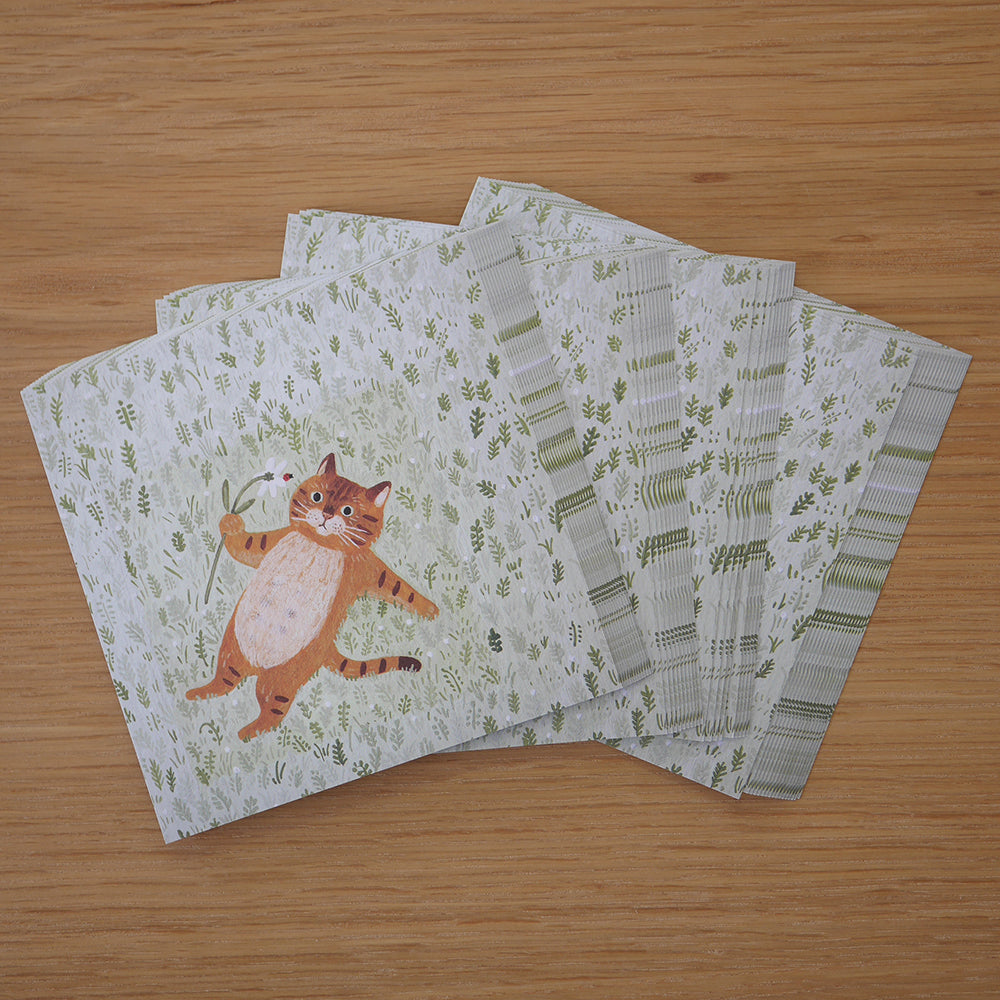 Tiger Cat on the meadow(草原のトラねこ) - 4legs memo paper